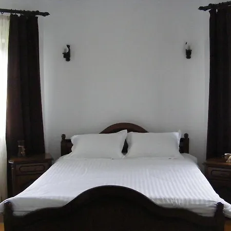 Alloggio per agriturismo Pensiunea Sanziene Strîmtura